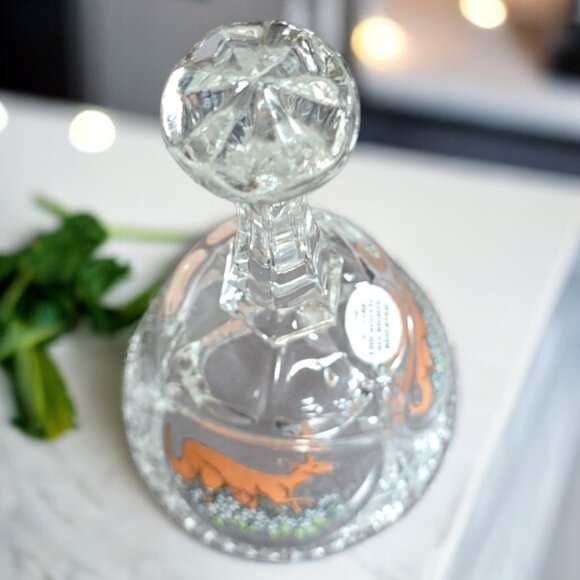 VINTAGE ARTMARK CHICAGO LTD 1990 Rare Mama and Baby Kangaroo Glass Bell - Picture 5 of 7